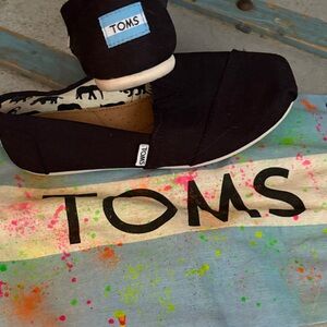 TOMS Classic Black Canvas Slip-Ons